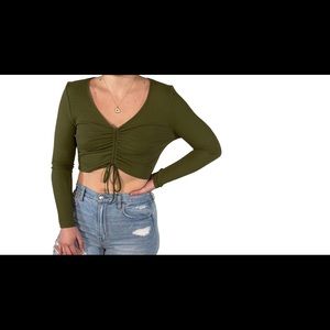 Women’s green cropped long sleeve